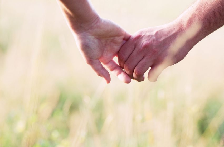  Pros and Cons of Opening Some pot Banking account To Manage Your Finances as a Couple