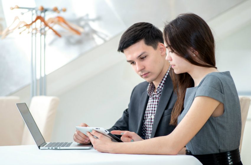  Authorized User vs. Joint Charge card: What's the Better Way to Build Credit? – Credit Sesame