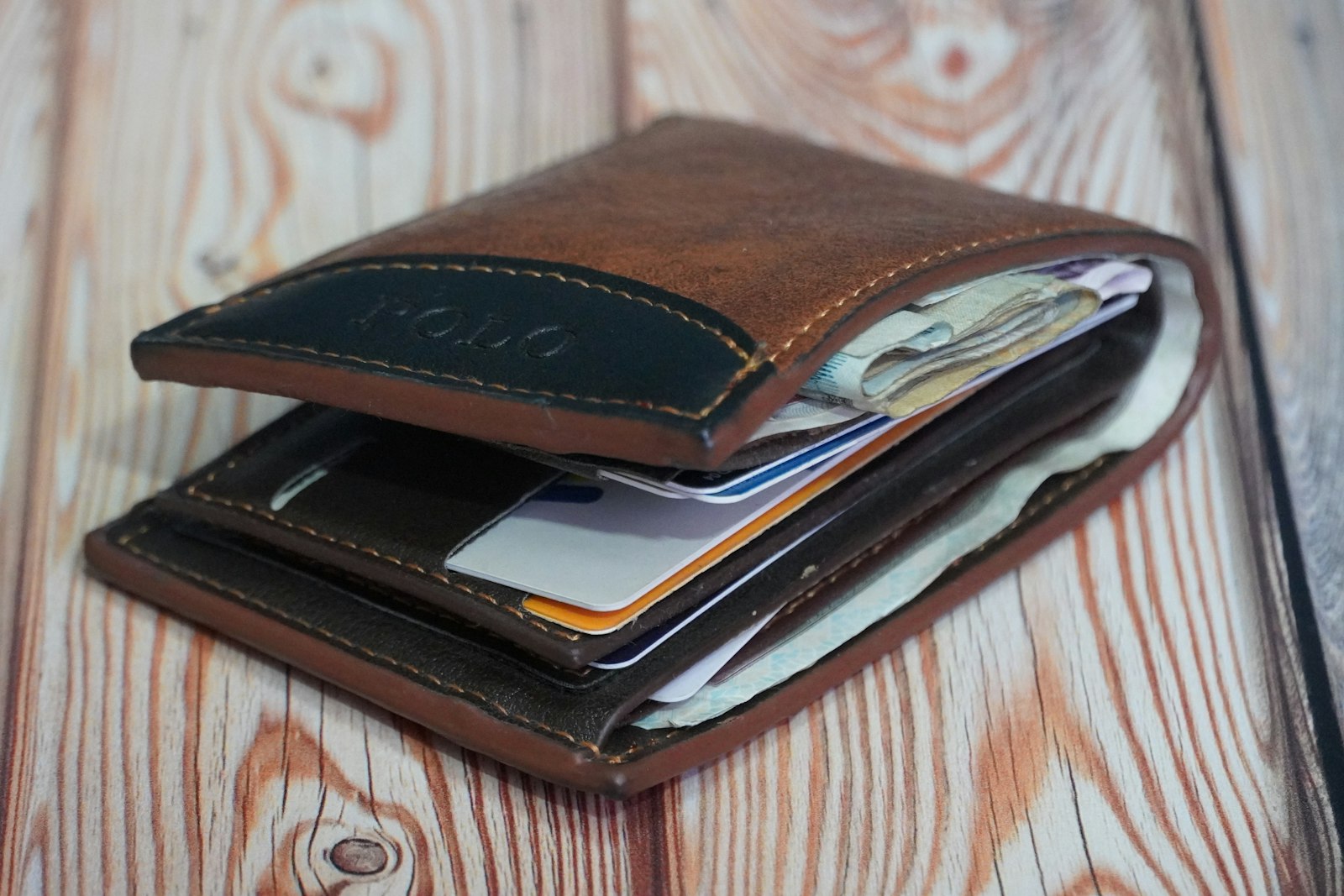 You are currently viewing Secured Credit Cards: How They Work and When to Move On